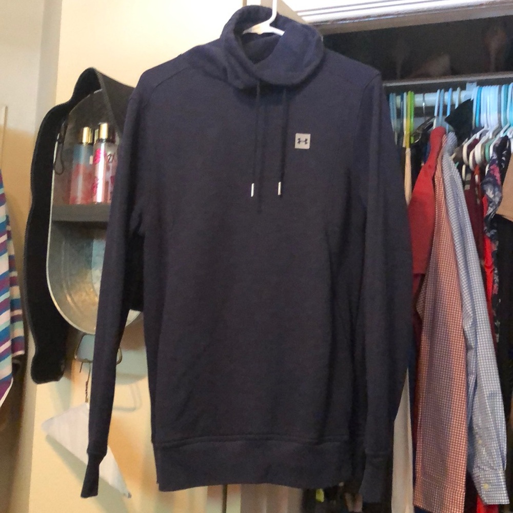 Under Armour pullover